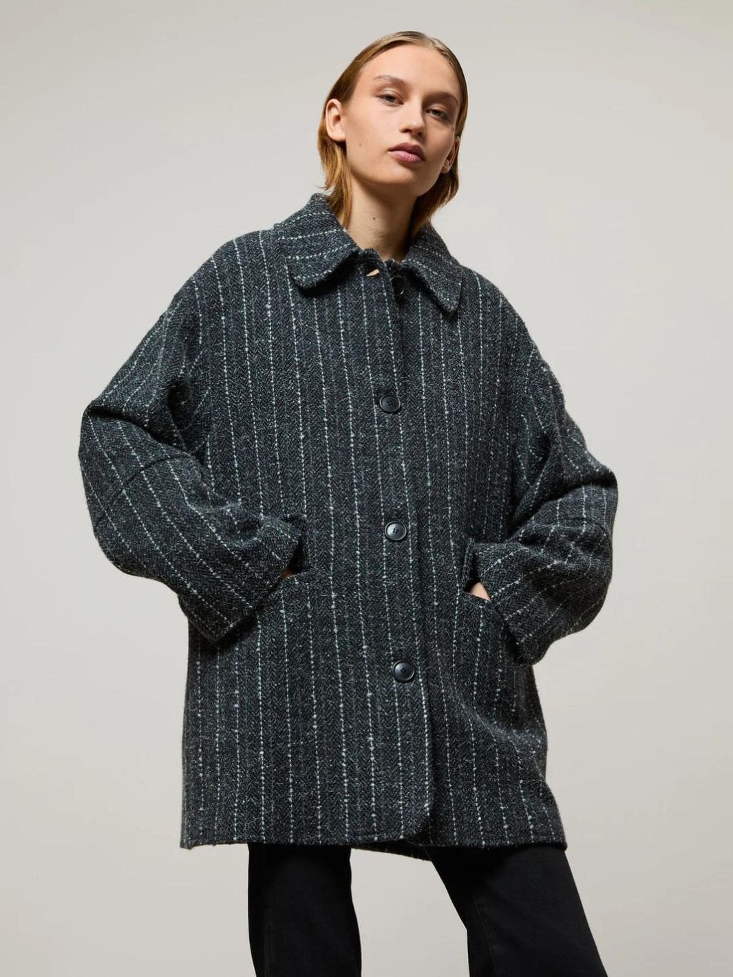 Brixtol Textiles Outerwear Jakke | Edie Pinstripe