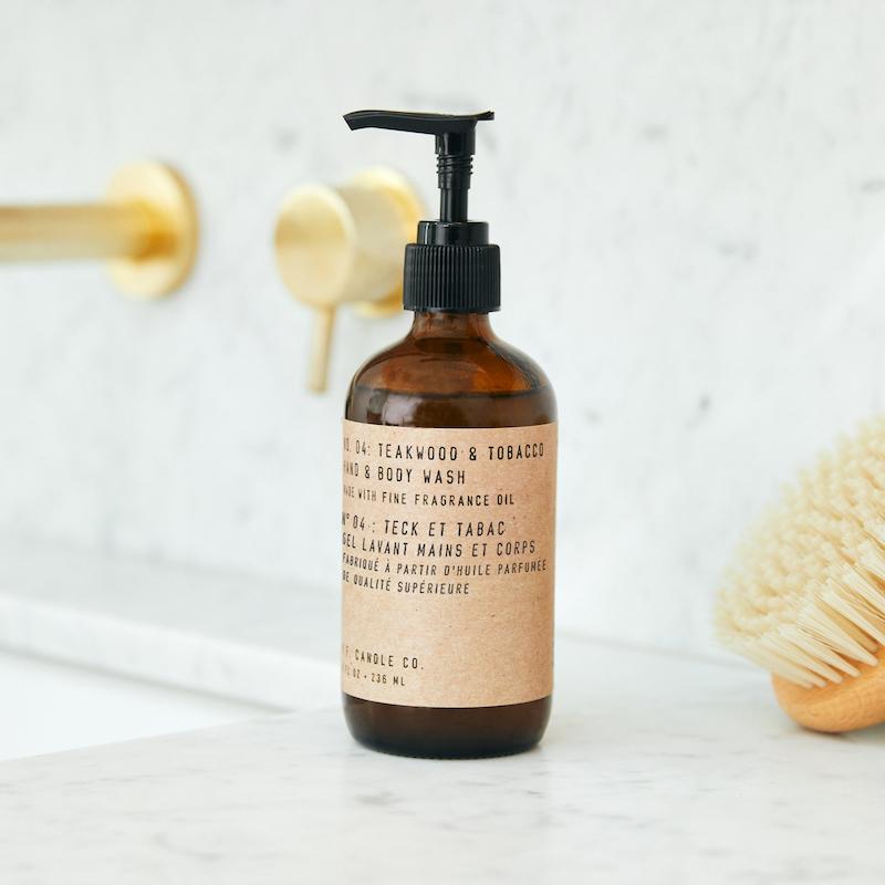 P.F. Candle Co. Håndsåpe Hånd- & kroppssåpe | No. 4 Teakwood & Tobacco Hand and Body Wash