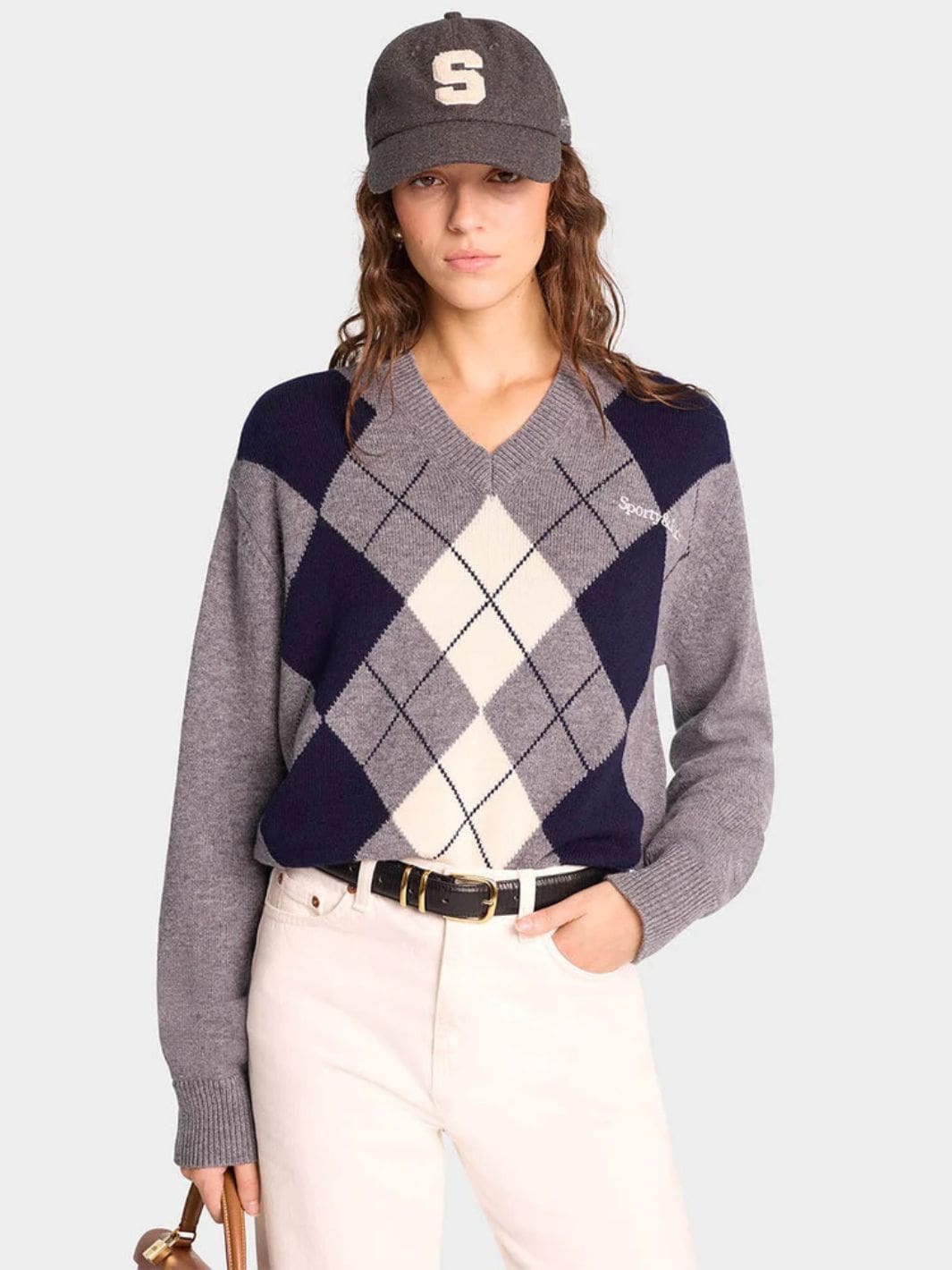 Sporty & Rich Sweaters Genser | Serif Logo Argyle Sweater