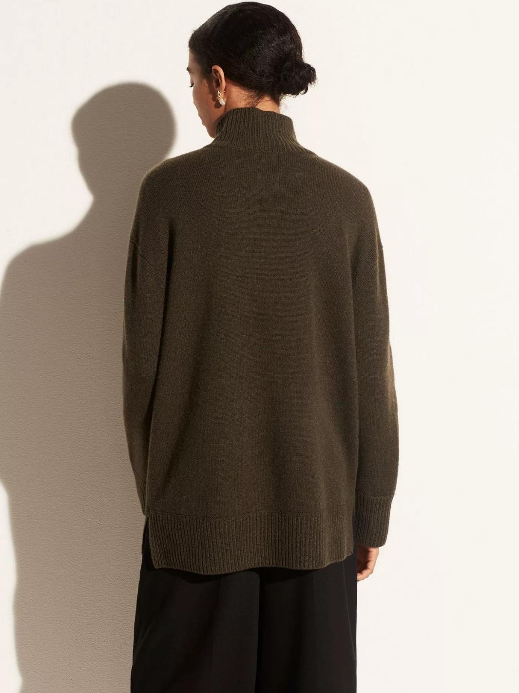 Vince Knit Genser | Turtleneck W Side Slits Olive Green